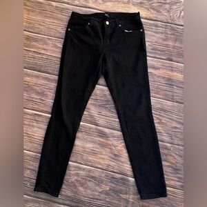Forever 21 Women’s Black Skinny Jeans Size 28 Mid Rise Stretch Denim Pants